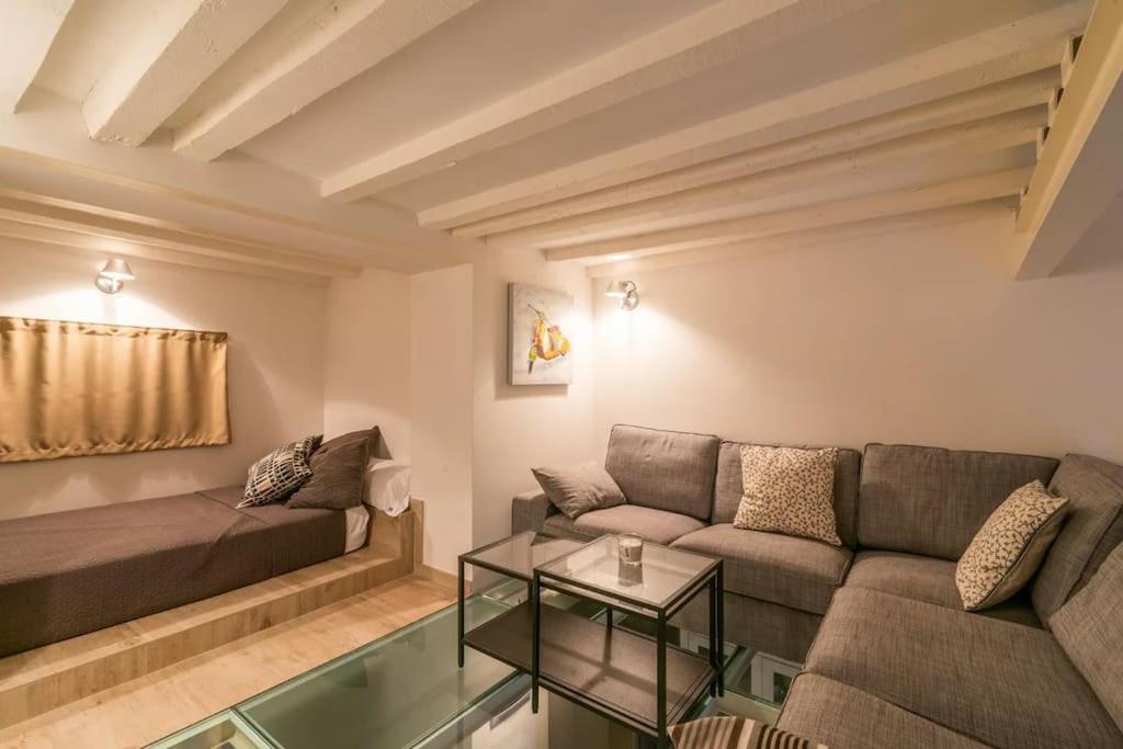 Moscova - Garibaldi Lusso, Sauna E Idromassaggio Milano Exteriör bild